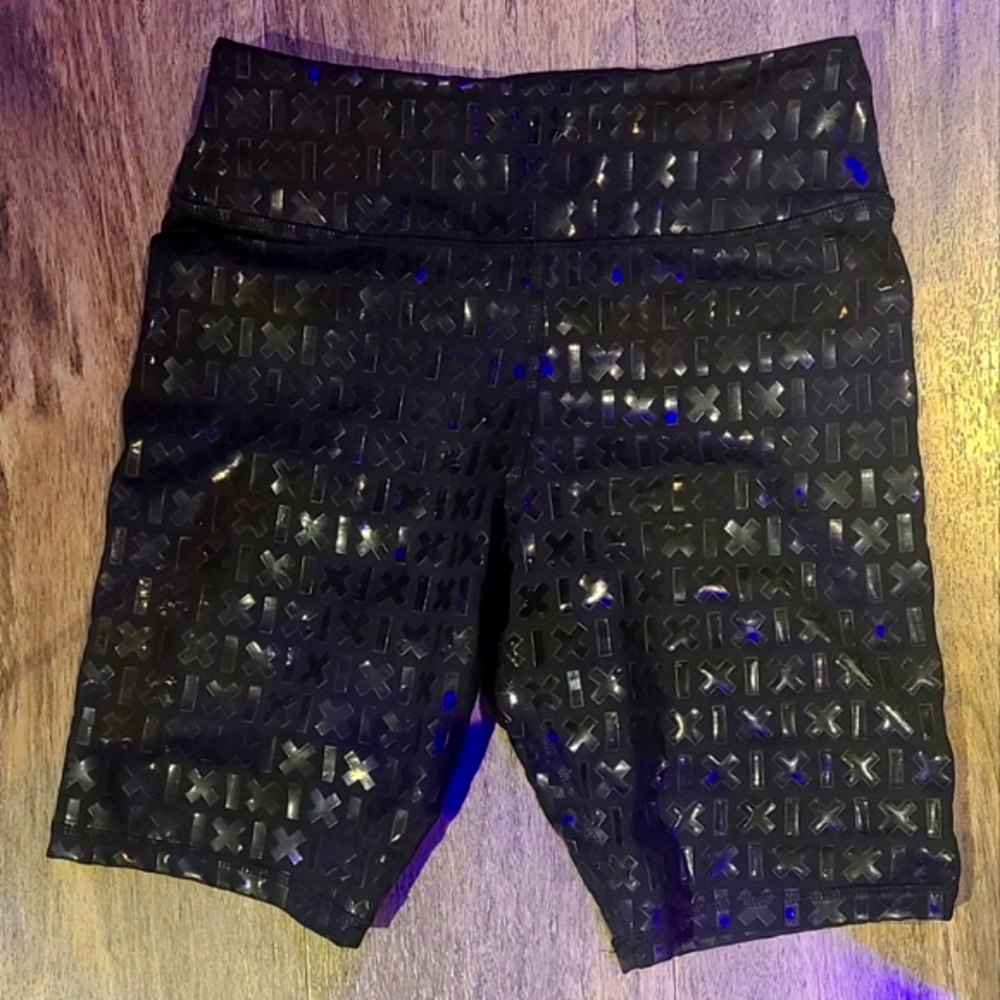 GECKO GRIP BIKER SHORT - BLACK